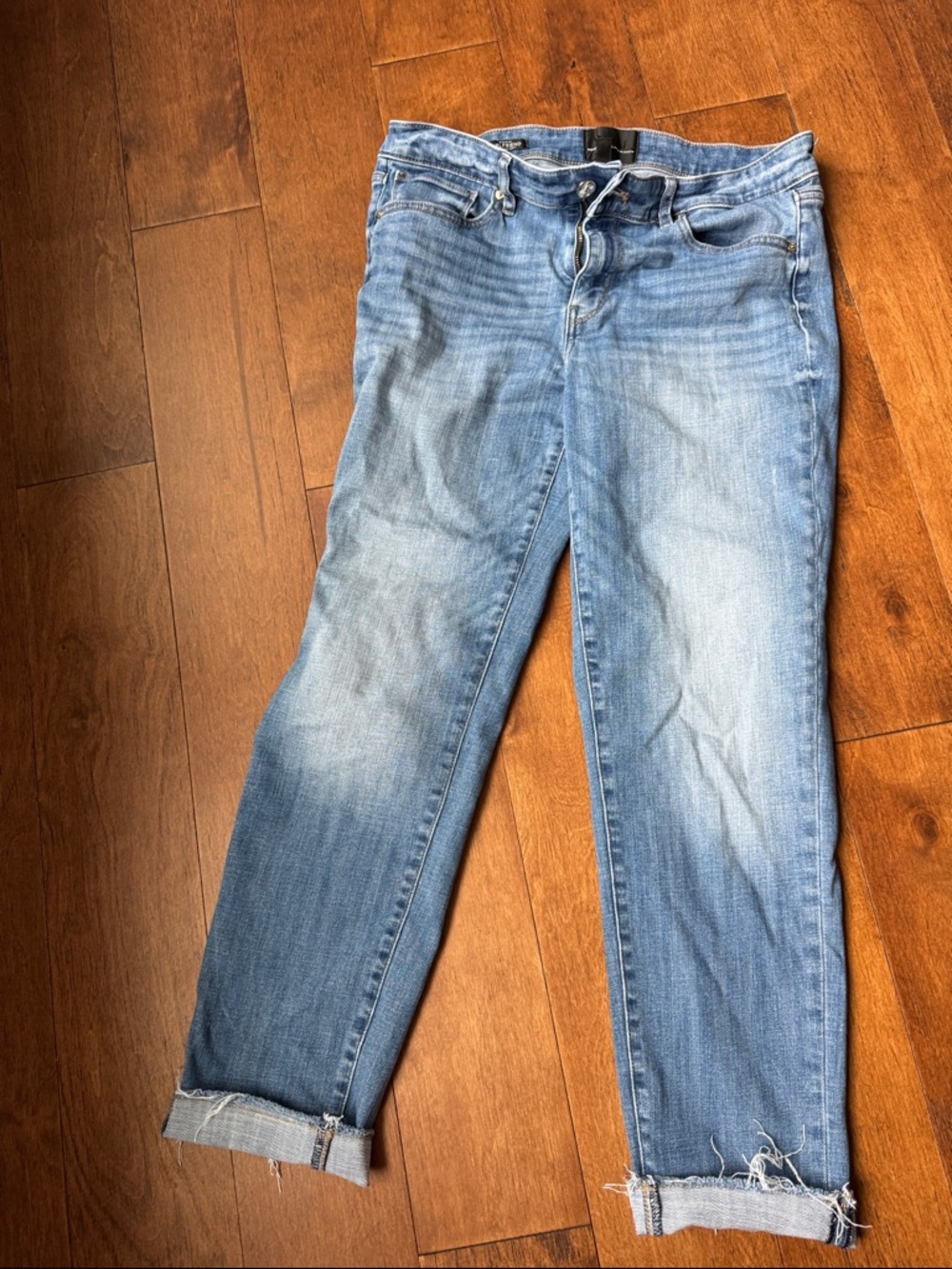 White House Black Market Light Blue Girlfrien Jeans